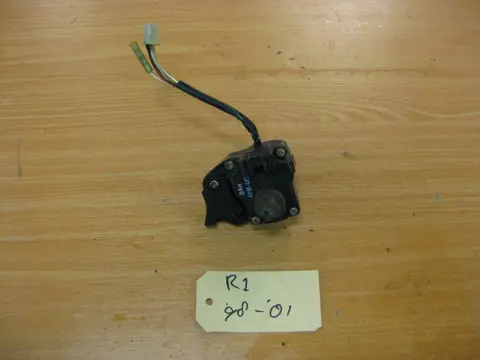 EXUP / SERVO KLEP Yamaha YZF R1 1998 - 1999 / 2000 - 2001