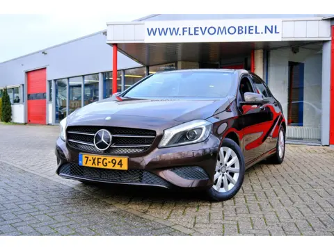 Mercedes-Benz A-klasse 180 Ambition Aut. *38.425km!* Pano|1e Eig|Half Leder|Navi|Sportstoelen|LMV