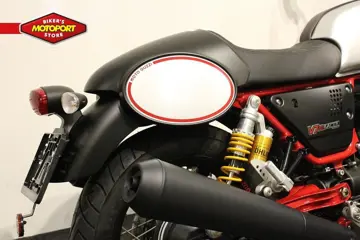Moto Guzzi V7 III RACER (2020)