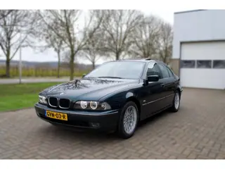 BMW 5-serie 528i uitzonderlijke staat, roestvrij