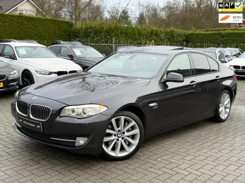 BMW 5-serie 535xi High Executive|Navigatie|Climate control|Cruise control|Dakje|Xenon|Nette staat..