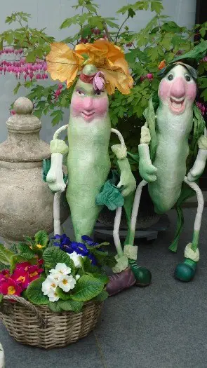 DECORATIE FIGUUR TUINBOON POPPEN SET 80 CM Nieuw