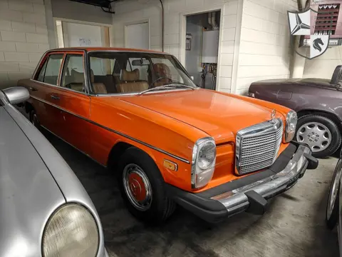 Mercedes-Benz 200-280 (W115) 240 D