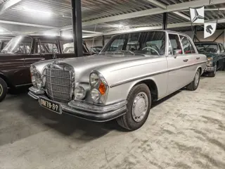 Mercedes-Benz 280 SE 3,5 AUTOMATIC
