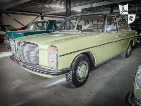 Mercedes-Benz 230-6 Automaat
