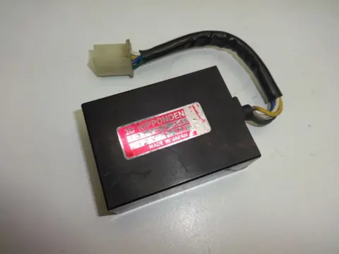 CDI UNIT Honda VF 700 750 F 1982 - 1985