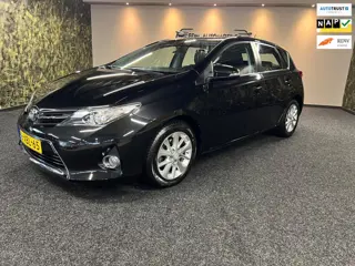 Toyota Auris 1.3 Now-Navi-Camera-Nap-Trekhaak-