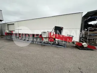 Aweta GM3-10 paprikasorteermachine met toevoerband