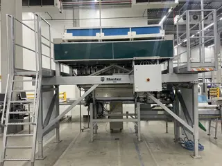 Manter VP16000 afweegmachine met 3 elevatoren en doseerbanden