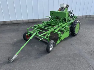 Rap Rijnbeek ZR 120 zelfrijdende oogstmachine voor bloembollen