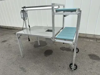 Werktafel 100 x 120 + rollenbanen