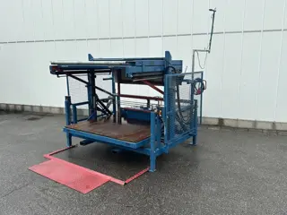 Vitech kistenkantelaar met zachte dosering. Voor max. 160 cm brede dozen