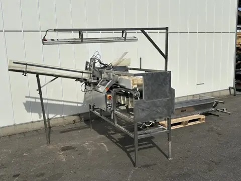 Newtec NBM 50 ontnester en schalenvuller