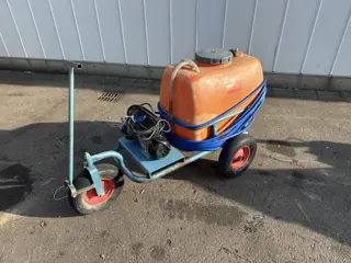 Empas 15-45-200E spuitwagen 200 liter