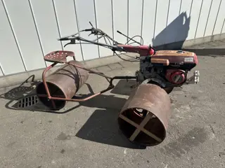 Honda zelfrijdende landwals / verdichtingsmachine