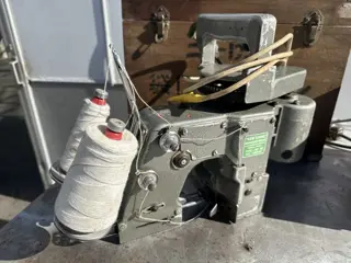 Newlong NP-3II naaimachine dubbeldraads