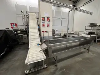 Jasa afweegmachine voor het vullen van shakers met cherrytomaten