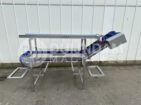 Franz Maschinenbau opvoerband met dubbelzijdige snijtafels