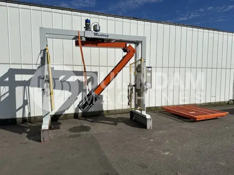 Borst Mustang AVR11 0automatische palletwikkelaar