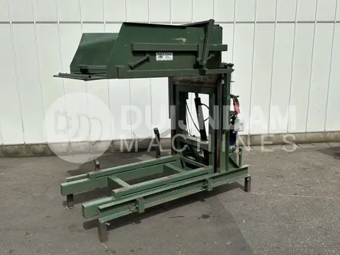 Andre Vriend  kistenkantelaar / zijkantelaar