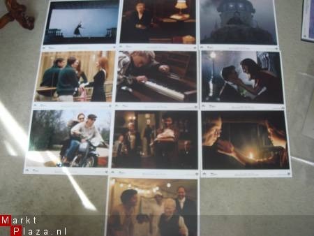 THE CURIOUS CASE OF BENJAMIN BUTTON lobbycard set.