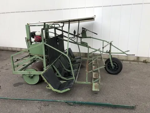 Arli preiponsmachine voor het planten van prei
