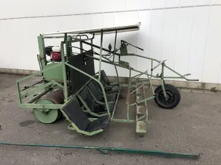 Arli preiponsmachine voor het planten van prei