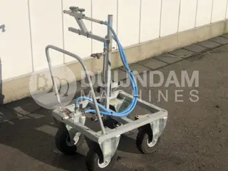 Empas spuitboom met wielen