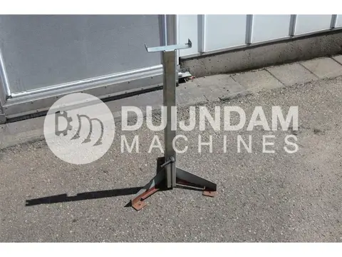 Verstelbare steunpoot