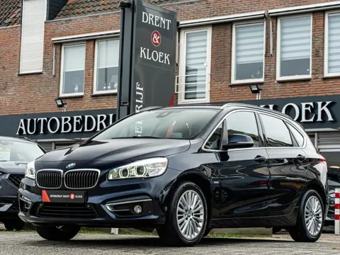 BMW 2 Serie Active Tourer 218i Corporate Lease High Exe ORG NL HUD CAMERA HIFI LEDER STOELVERW
