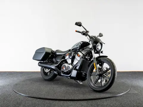 Harley-Davidson RH975 Vivid Black (bj 2022)