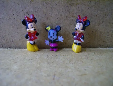 Kleine minnie mouse poppetjes adv4464