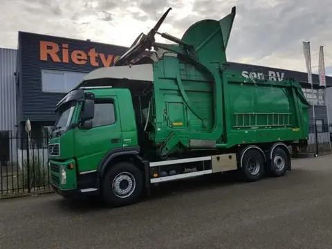 Volvo FM 9 FM 9 EURO 5 FRONTLOADER (bj 2008, automaat)