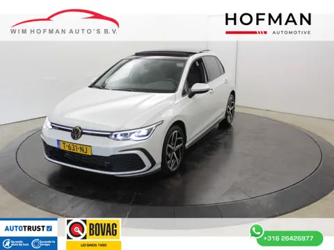 Volkswagen Golf 1.4 GTE 245Pk SOH 93% Trekh Panodak Camera Stuur/Stoel Verwarming Parelmoer lak