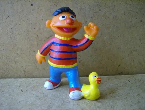 Sesamstraat / mupputs poppetje 22 adv5360