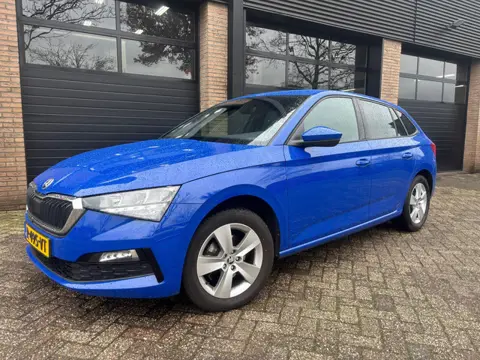 Skoda Scala 1.0 TSI Sport Business Automaat Carplay LMV Trekhaak Camera