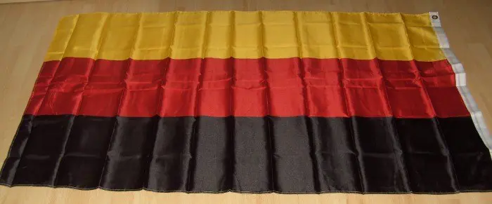 VLAG NATIONALE VLAG, DUITSLAND 90X150 CM NIEUW