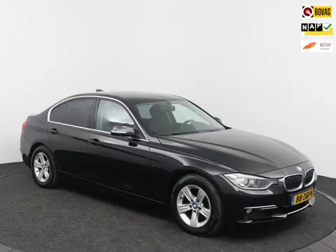 BMW 3-serie 320i High Executive MOTOR STUK
