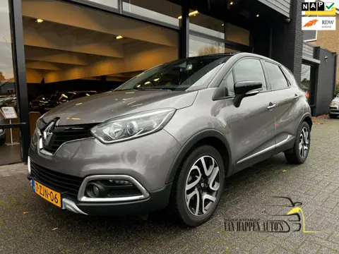 Renault Captur 0.9 TCe Helly Hansen