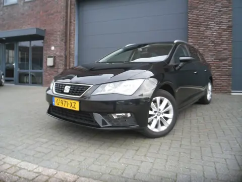 SEAT Leon ST 1.0 EcoTSI Style Business Intense Trekhaak APK Nieuw