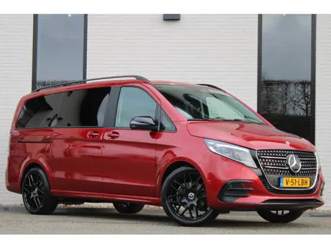 Mercedes-Benz V-Klasse 250d / DC / AMG / New Model / 2x Elec Schuifd / 360 Cam / Burmester / Vol Opt