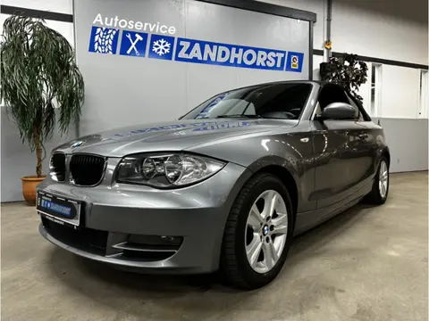 BMW 1-serie - 118i Autom. // Cruise // Ecc // Half Leer // Sportstoelen
