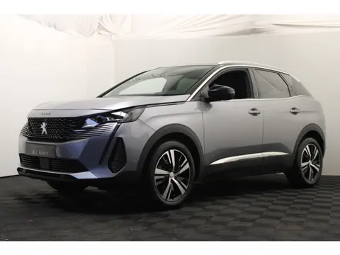 Peugeot 3008 1.2 Hybrid 136 GT (bj 2024, automaat)