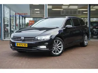 Volkswagen Passat Variant 1.5 TSI Business Automaat | Airco | Navigatie | Camera | Carplay | Vol opt