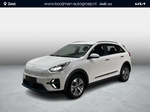 Kia e-Niro ExecutiveLine 64 kWh FABRIEKSGARANTIE T/M 05-2028 of 150.000km, Adaptief cruise control, 