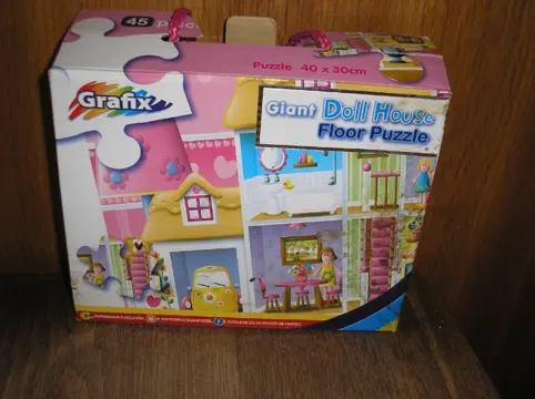 VLOERPUZZEL - poppenhuis, 45 stuks