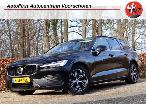 Volvo V60 2.0 B4 Core | Camera | Stoel + Stuurverwarming | Navi | Carplay |