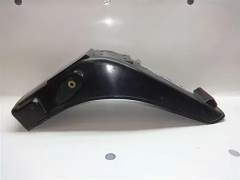 ACHTER SPATBORD Yamaha TR1 1981 - 1985