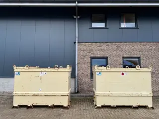 Tolsma Kiwa IBC 3000 liter Dieseltank Brandstoftank