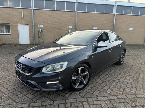 Volvo S60 1.6 D2 R-Design
